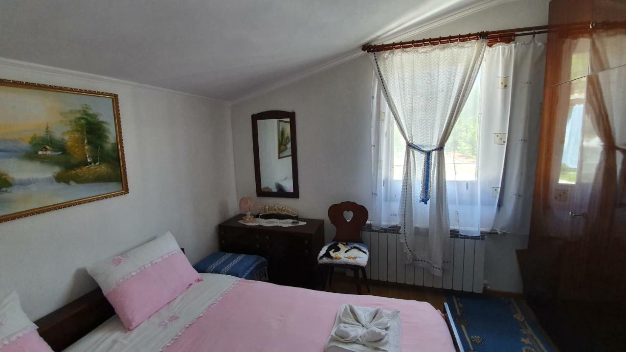 Къща За Гости Солакови ** Devin Extérieur photo